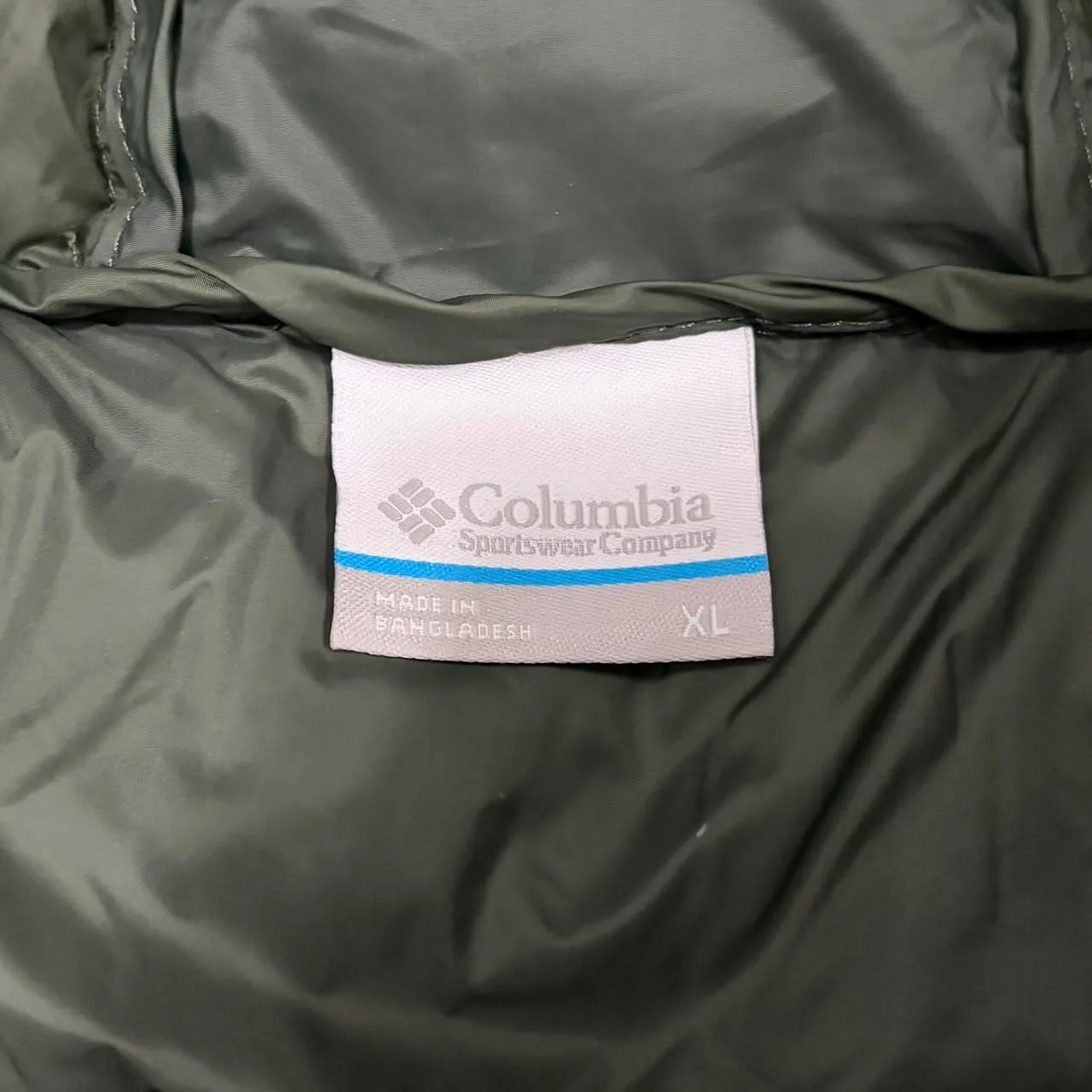 Men's Solid Puffer Jacket thumbnail 2