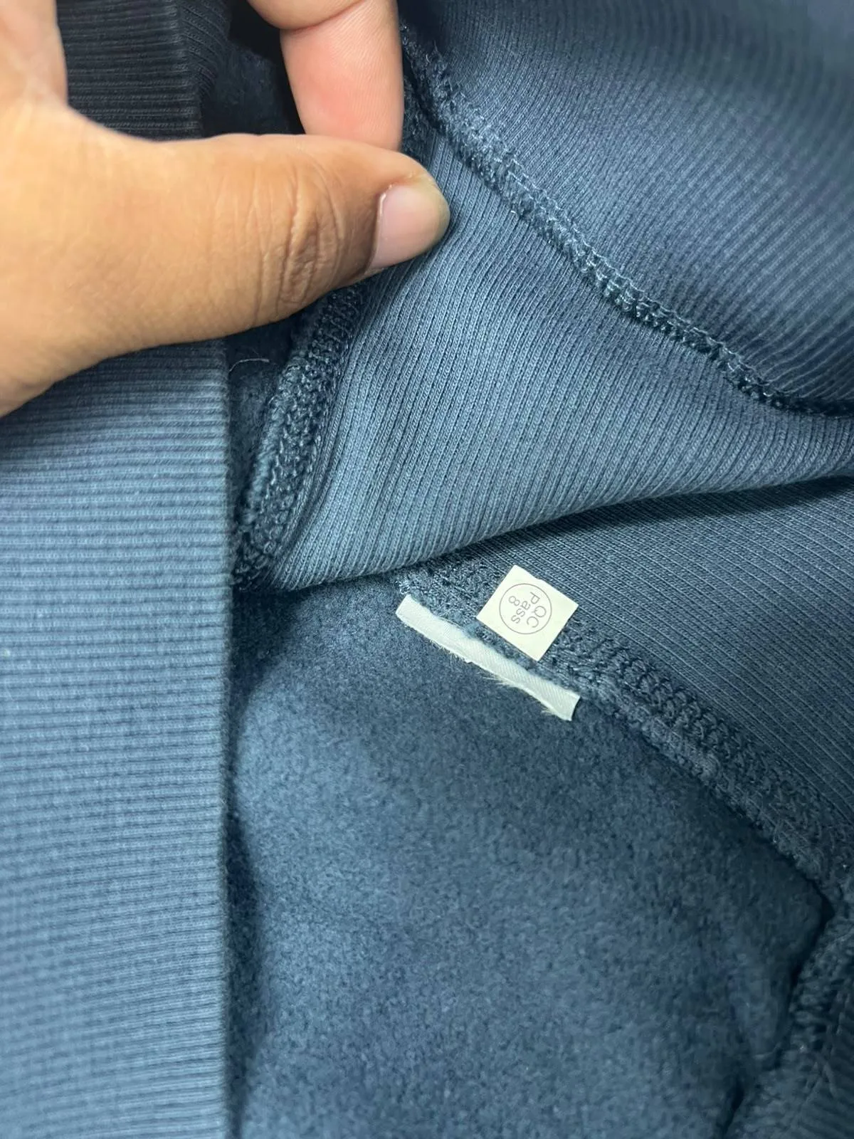 Men’s Heavyweight Pullover Hoodie thumbnail 6